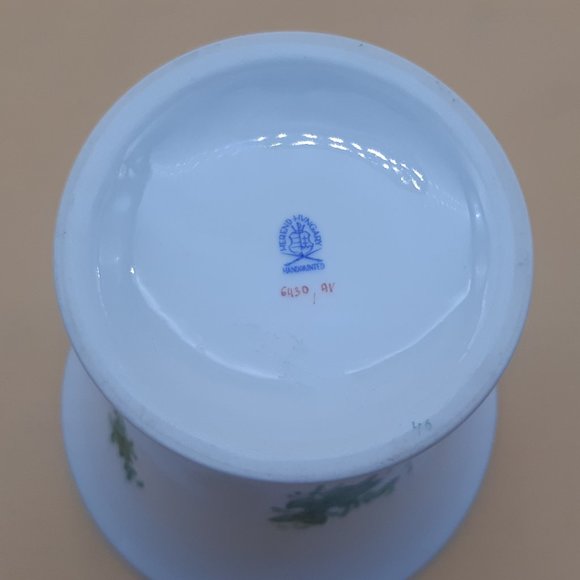 White and Green Herend Vase From Hungary - Picture 10 of 11